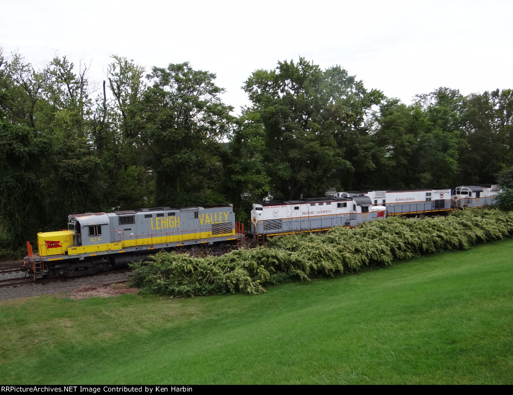 Former Lehigh Valley locos, DL 414 & 405